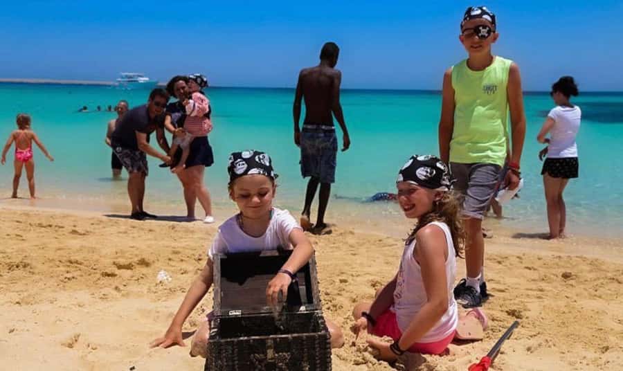 Hurghada: Afternoon Sailing cruise to orange bay with Lunch - A one-hour Red Sea swim and marine life stop