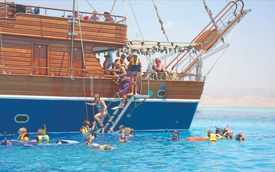 Hurghada: Afternoon Sailing cruise to orange bay with Lunch - The 45-minute ride to the reef