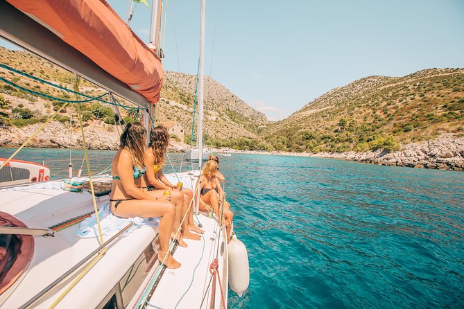 Hvar - Full Day Sail on a yacht - friendly skipper- small group - lunch optional - The Red Rocks along Hvar’s southern coast