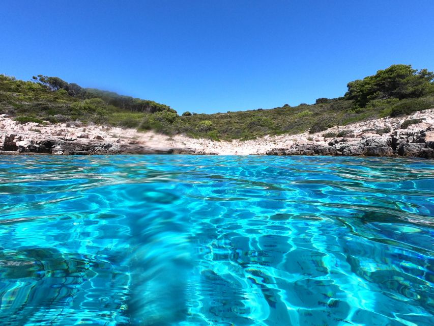 Hvar: Private Sailing Boat Trip with Swimming and Snorkeling - Lunch at an island restaurant is an optional change of pace