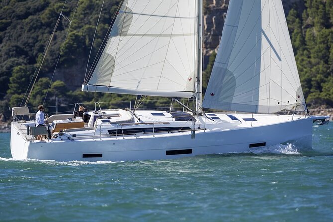 Ibiza Midday or Sunset Sailing with Light Snacks and Open Bar - Snacks, drinks, and the relaxed pace