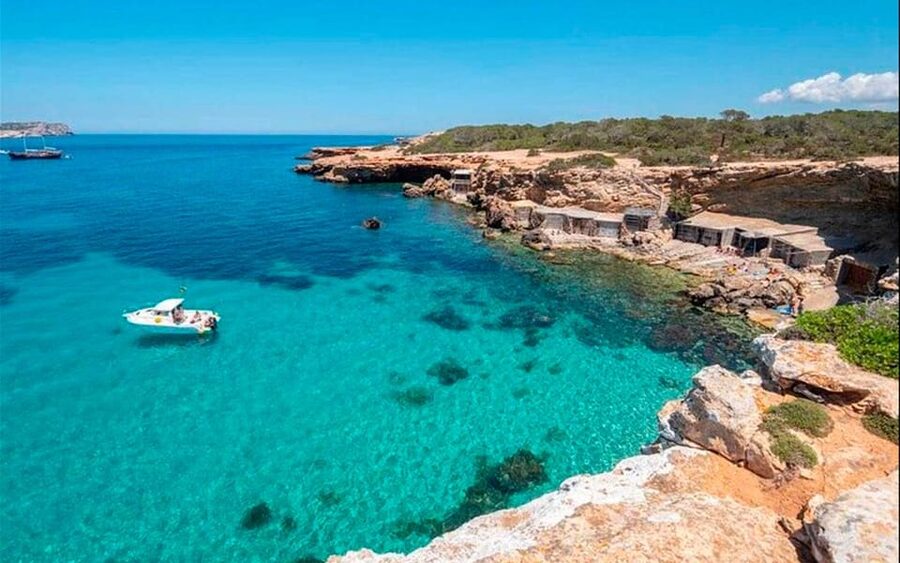 Ibiza: Sailing Day Trip, only up to 7 guests - The first 75 minutes: Ibiza from the water