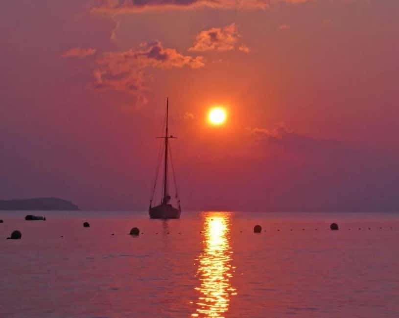Ibiza: Sunset Private Sailboat with Tapas & Premim Open Bar - Key points at a glance