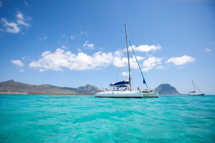 Ile Aux Cerfs Catamaran Cruise sailing from Mahebourg - Practical preparation for the 9:00 a.m. departure