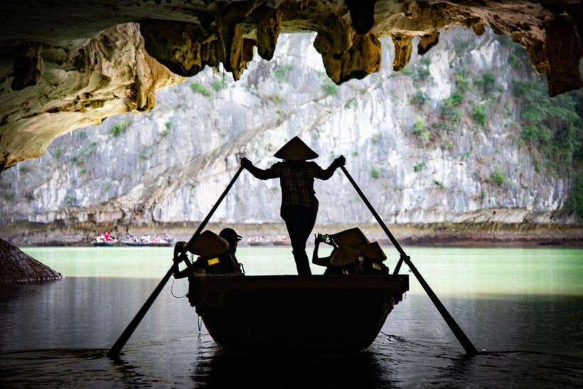 Jade Sails: The most luxurious day cruise explore Lan Ha Bay - Dark and Bright Cave by traditional rowboat