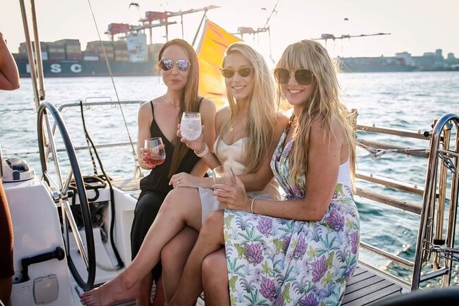 JFarwell Sunset Wine and Cheese Yacht Sailing - How the crew shapes the evening