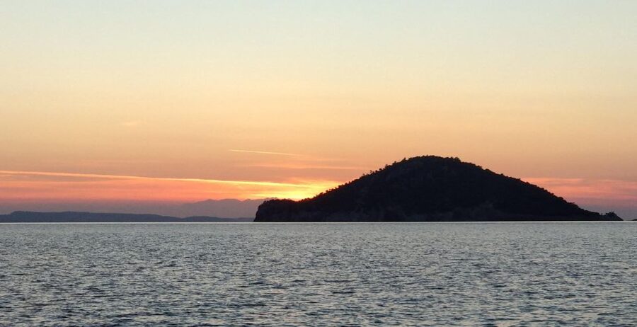 Kassandra: Sunset Sailing Boat Tour of Secluded Coves - Weather, flexibility, and the small drawbacks