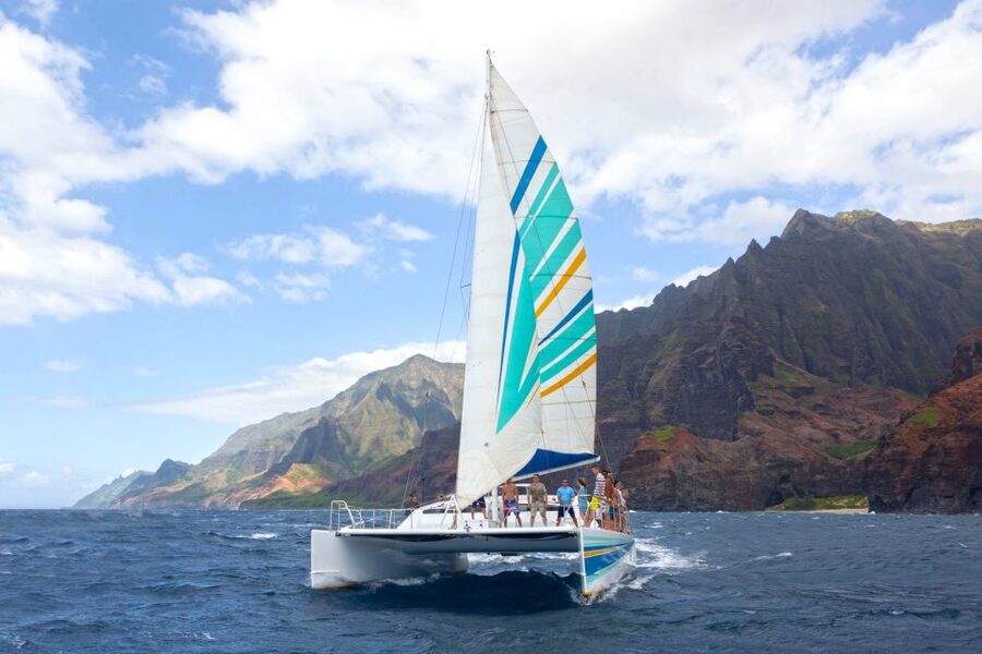 Kauai: Napali Coast Sail & Snorkel Tour from Port Allen - Crew care matters on a rough-water day