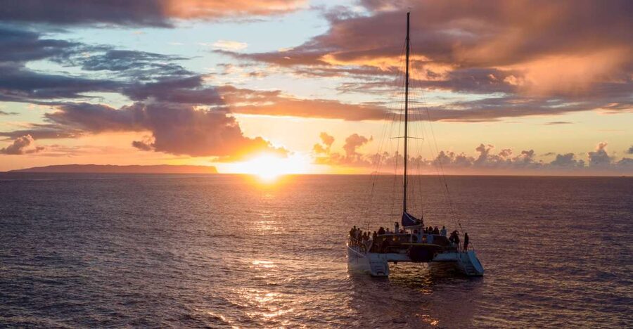Kauai: Napali Coast Sunset Sailboat Tour with Dinner - The ride toward the Nāpali Coast