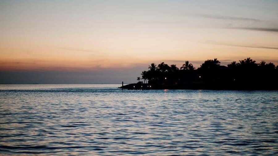 Key West: Catamaran Champagne Sunset Sail - FAQ