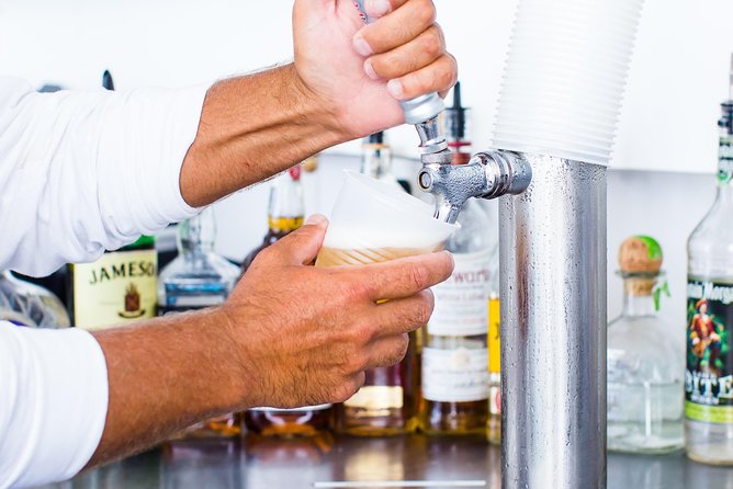 Key West Signature Sunset Sail with Live Music, Open Bar & Food - Who will enjoy this cruise most