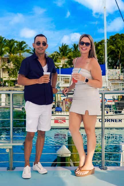 Key West: Sunset Sailing Trip with Open Bar, Food and Music - The Sandie Cat: room to move, plenty of company
