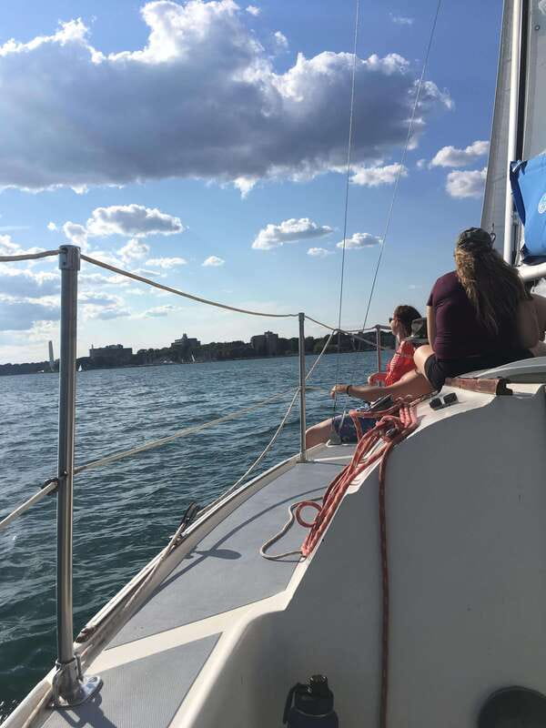 Kingston: Skippered Sailing Charter - Setting out from Ahoy Rentals on Ontario Street