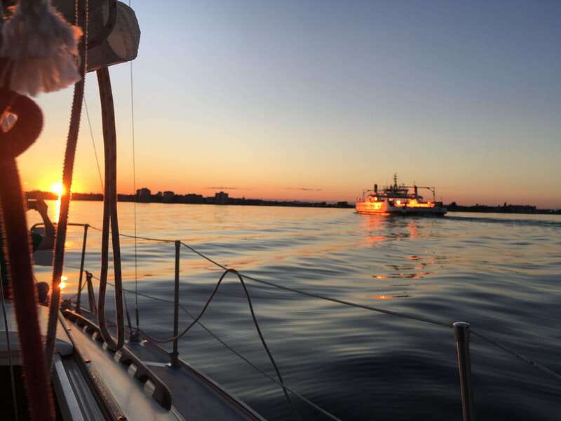 Kingston: Skippered Sailing Charter - Planning the hour around your Kingston visit