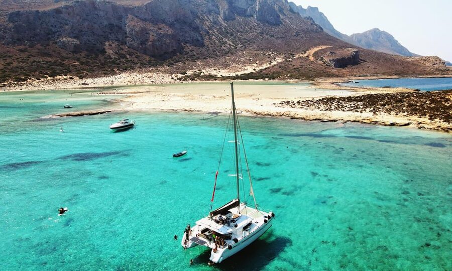 Kissamos: Balos & Gramvousa Luxury Catamaran Sailing Cruise - Five details that shape the day