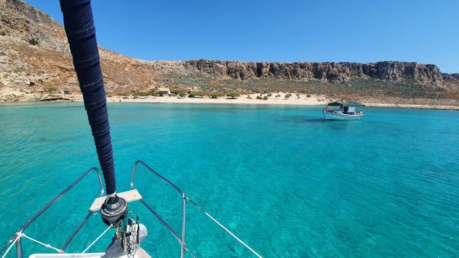 Kissamos: Sailing Cruise to Balos & Gramvousa with Lunch - What to bring and what to leave behind
