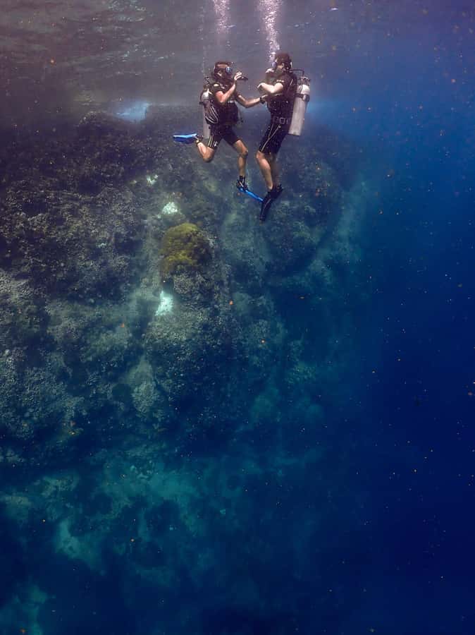 Koh Samui: Discovery Dive to Koh Tao or Sail Rock - The van and speedboat transfers