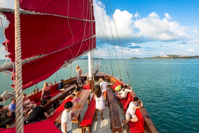 Koh Samui Romantic Sunset Cruise Tour By Red Baron Chinese Sailboat - Sailing through Bang Rak Bay toward Som Island