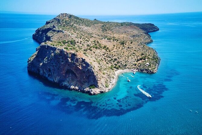 Kolimvari Shared Sailing Cruise to Agioi Theodoroi Island - Leaving Kolymvari with a small crew