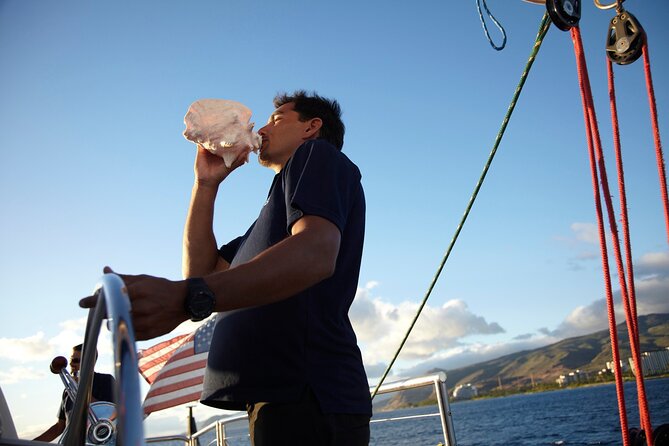 Kona Signature Catamaran Sunset Sail - The crew sets the tone