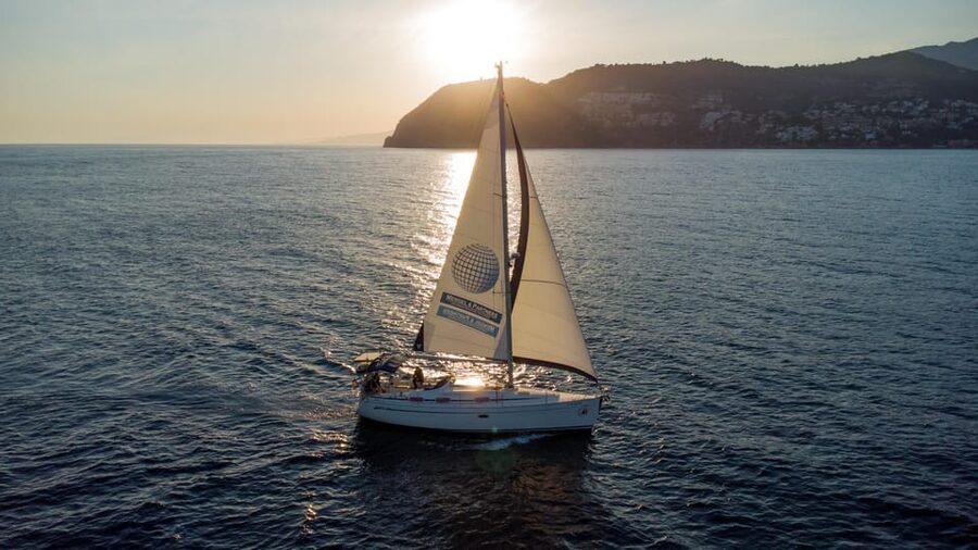 La Herradura-Maro-Nerja: Sailing at Sunset - Practical advice for a smoother evening