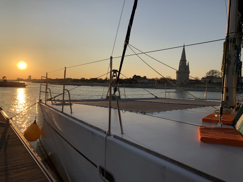 La Rochelle: 2-Hour Sunset Sailing Cruise - Sunset, snacks, and the Atlantic horizon