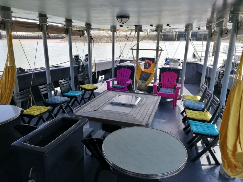 La Rochelle: Sailing Cruise - The quietest part begins when the engines stop
