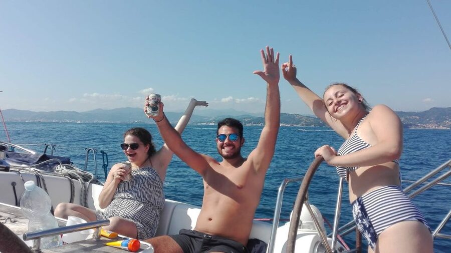 La Spezia : Private Sailboat tour of cinque terre with lunch - Corniglia and the Cove at Guvano Beach