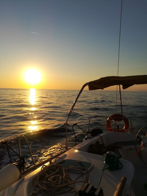 La Spezia : Private Sailboat tour of cinque terre with lunch - What the Sailing Lesson Adds