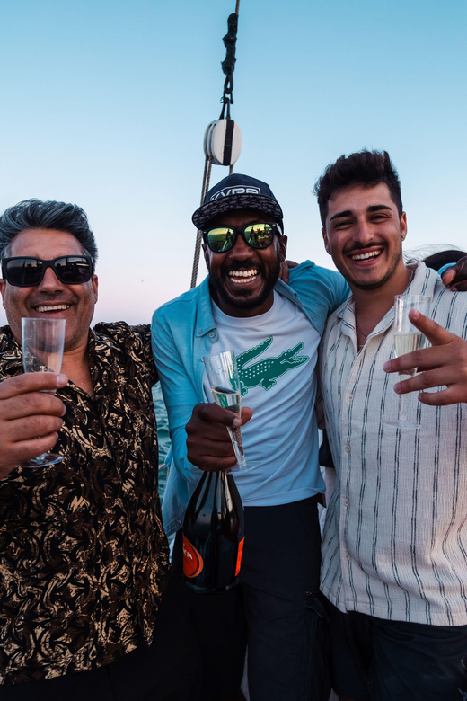 Lagos: Sunset Sail aboard a Traditional Boat with Prosecco - Key points to know before sailing