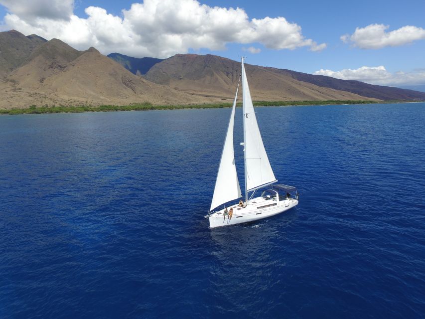 Lahaina: Private Sunset Sailing Trip & West Maui Mountains - Setting sail around 4 p.m.
