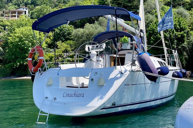 Lake Como Sailing Boat Group Tour Aperitivo & Prosecco Included - Prosecco, beer, and a generous Italian-style snack