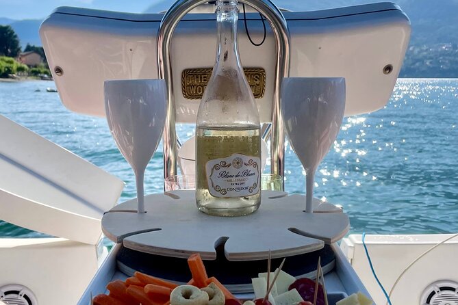 Lake Como Sailing Boat Group Tour Aperitivo & Prosecco Included - What the $234.27 price really buys you