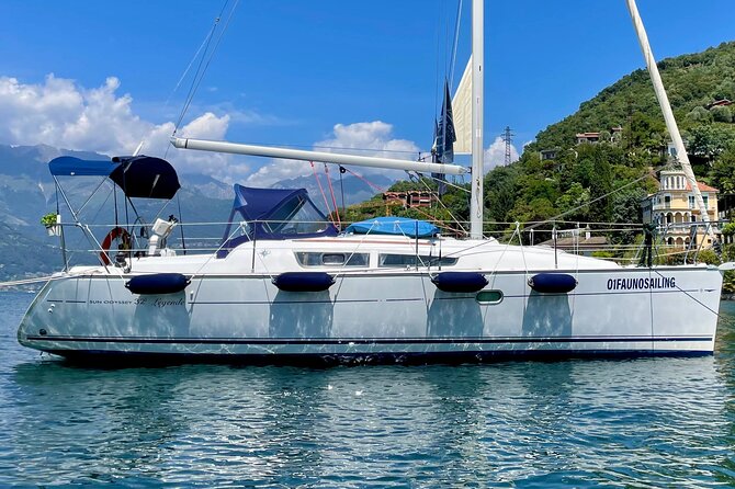Lake Como Sailing Boat Group Tour Aperitivo & Prosecco Included - Sailing past villas and lakeside villages