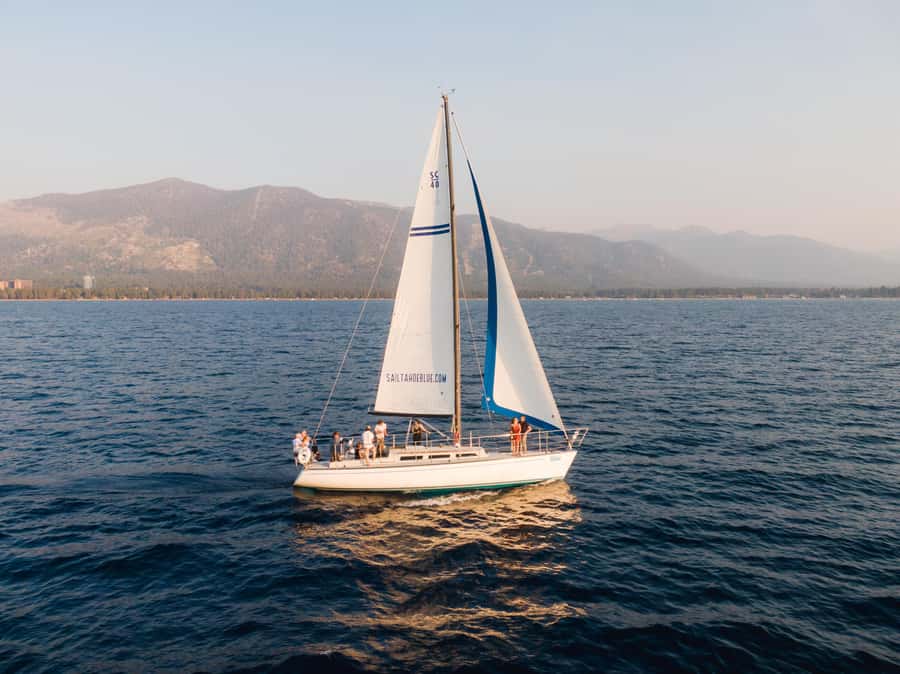 Lake Tahoe: 2-Hour Sailing Cruise with Drinks - How the small group changes the experience