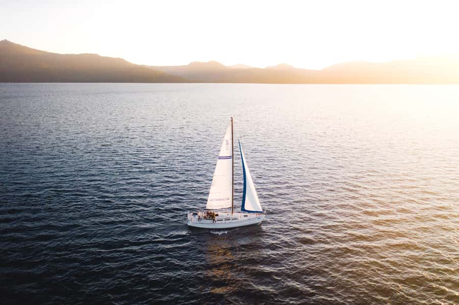 Lake Tahoe: 2-Hour Sailing Cruise with Drinks - Safety, comfort, and who should skip it