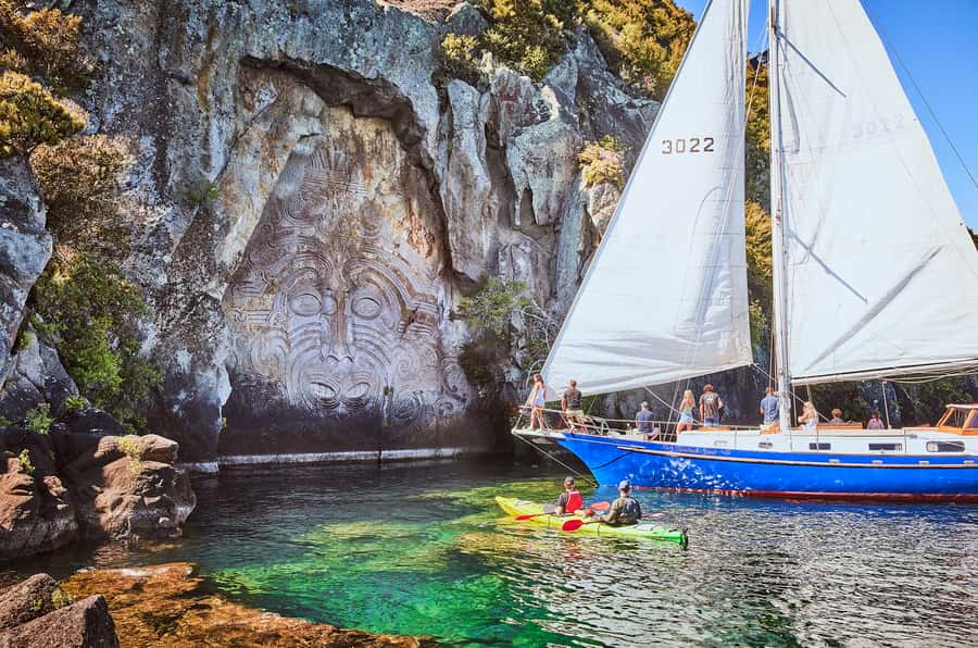 Lake Taupo: Classical Sailing to the Māori Rock Carvings - Setting out from Taupō Marina