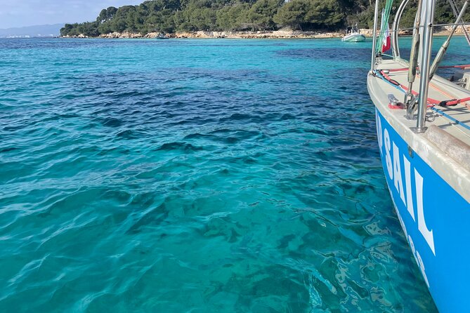 Lérins Islands Sailing Discovery, snorkeling and paddle SUP - Setting out from Antibes toward the Lérins Islands