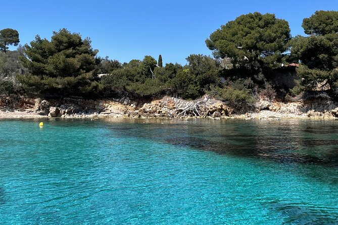 Lérins Islands Sailing Discovery, snorkeling and paddle SUP - The colder-season version: more time on land