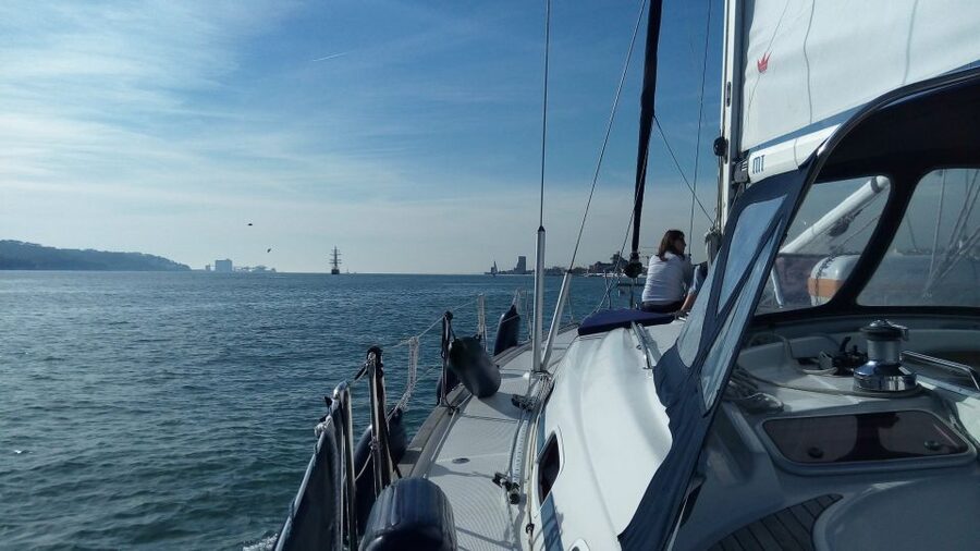 Lisbon: 2-Hour Sailing Yacht Cruise & Guided Tour w/2 drinks - Leaving Belém with Portugal’s explorers