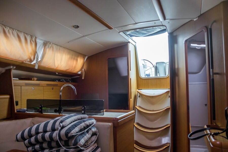Lisbon 2-Hour Tagus River Sailing Cruise - Boat size, comfort, and group atmosphere