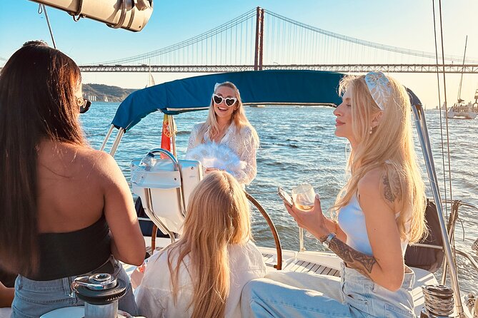 Lisbon Adventure: 2 Hours Tuk-Tuk Tours and 2 H Sunset Sailing - Key points to know before booking