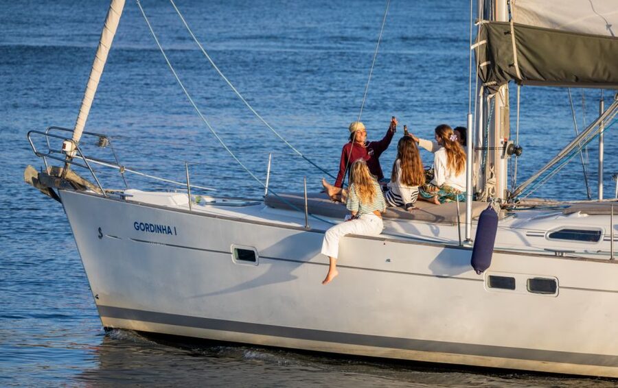 Lisbon: Boat Tour - the most Comfortable Sailboat - Key points to know before boarding
