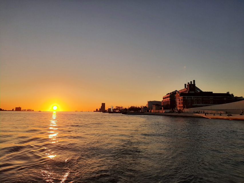 Lisbon: City Skyline Sailboat Cruise with Drink and Snacks - Crossing to Cacilhas for the wide city view