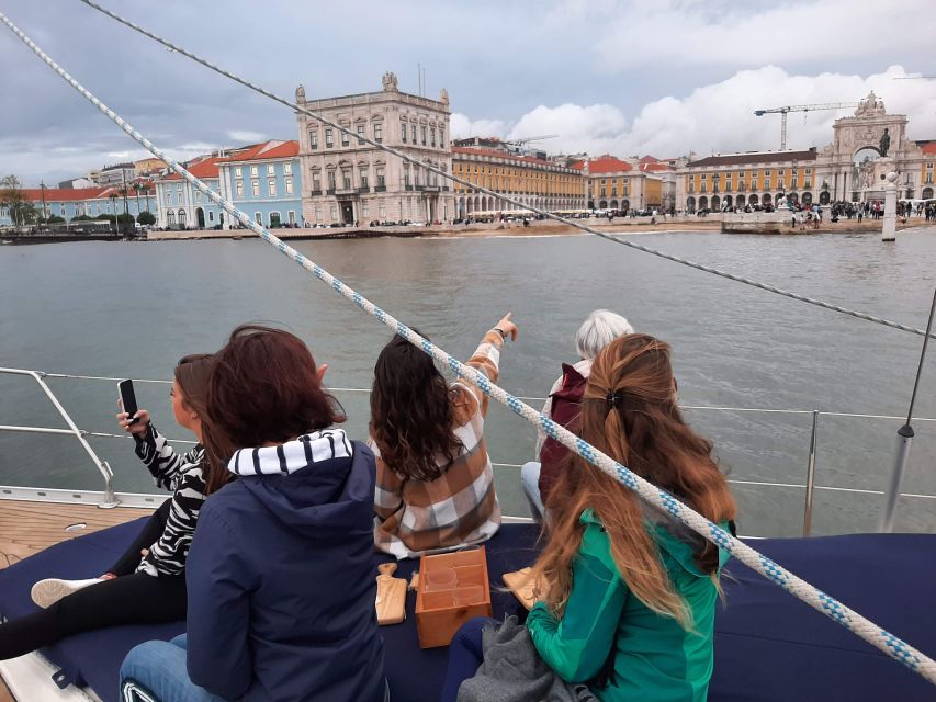 Lisbon: City Skyline Sailboat Cruise with Drink and Snacks - Sunset, weather, and what to wear