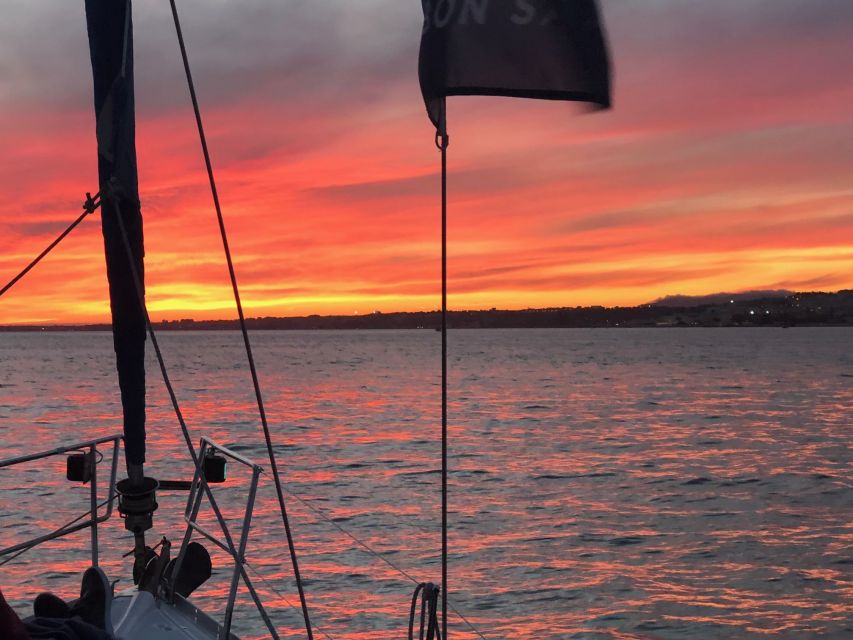 Lisbon: Enjoy a Sunset or Night Tagus River Sailboat Cruise - Key reasons to consider this cruise