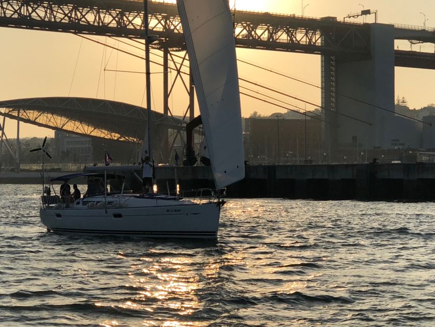 Lisbon: Enjoy a Sunset or Night Tagus River Sailboat Cruise - Boarding in Belém with a welcome drink