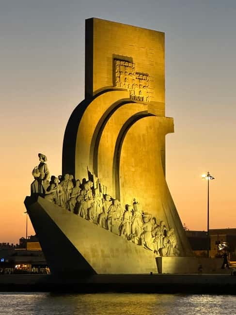 Lisbon On a Sailboat - Cultural Facts and Sailing Experience - Why the Tagus Gives Lisbon a Different Face