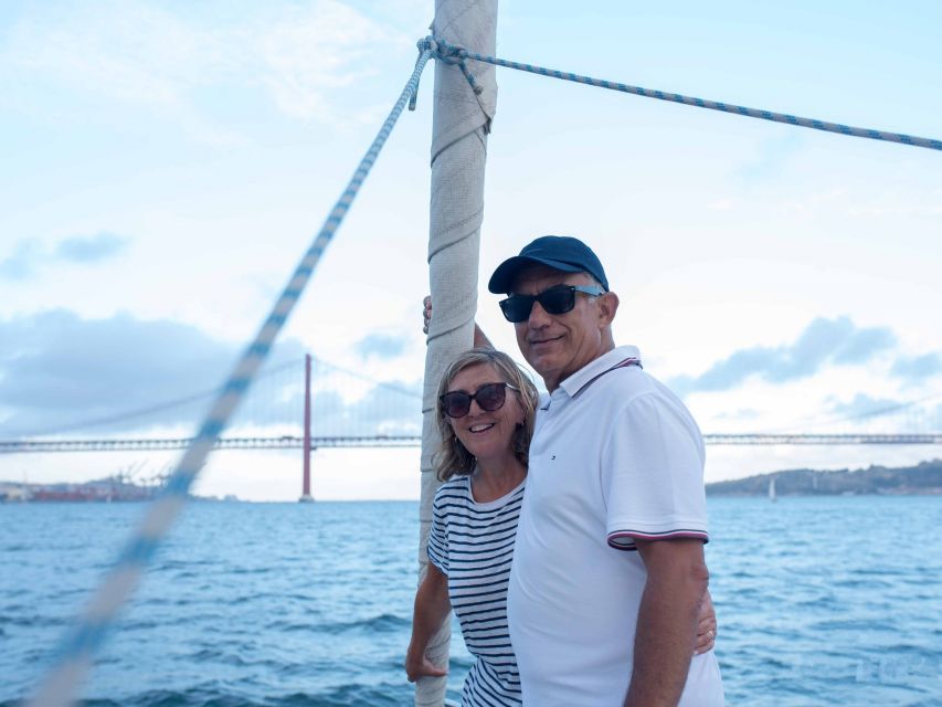 Lisbon: Private Boutique Boat Tour – Sail in Style - Why seeing Lisbon from the Tagus changes the city
