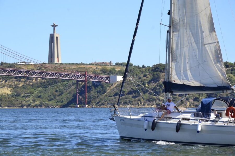 Lisbon: Private Sailboat Tour on Tagus River - Hoisting the sails from Alcântara